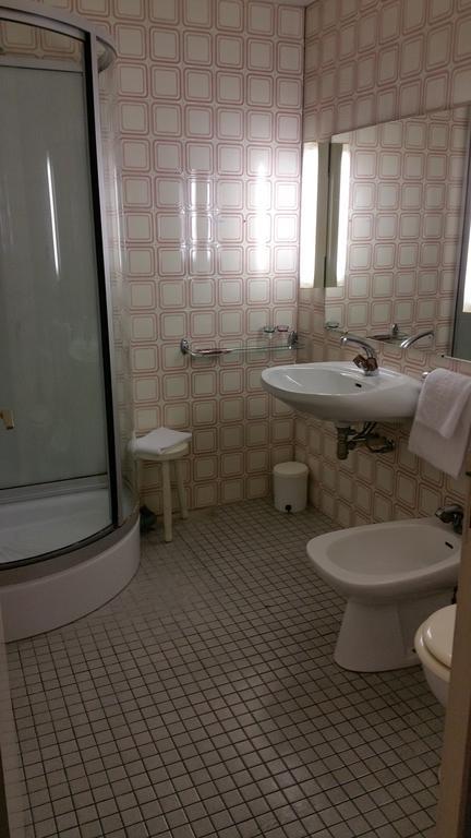 Hotel A Notre Dame La Châtre Dış mekan fotoğraf